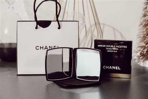 chanel miroir de poche